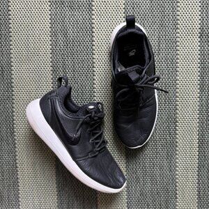 NIKE LEATHER ROSHE RUN